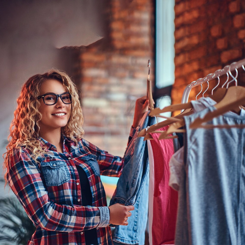 Apparel & Clothing